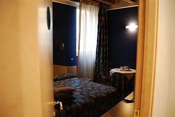 Frühstückspension Residenza San Faustino 2*